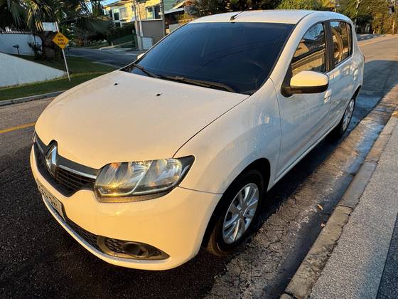 RENAULT SANDERO 1.0 EXPRESSION 16V FLEX 4P MANUAL